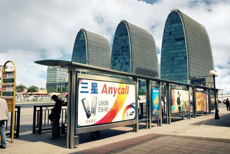 候车亭广告媒体案例-万利官网